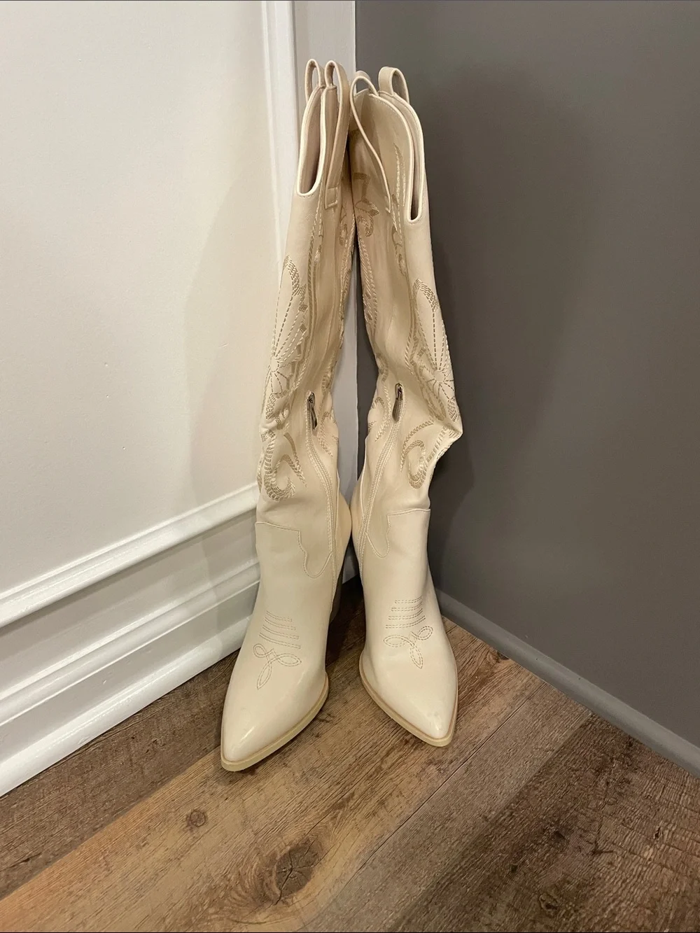 Knee-High Cream Pointed-Toe Western Over-the-Knee Boots